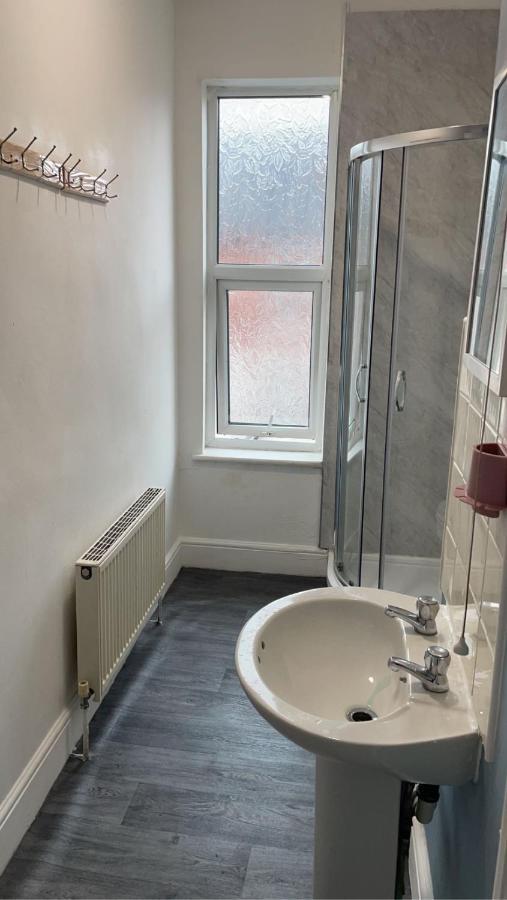 Transformative Housing Laurie Avenue Apartment Nottingham Exterior photo